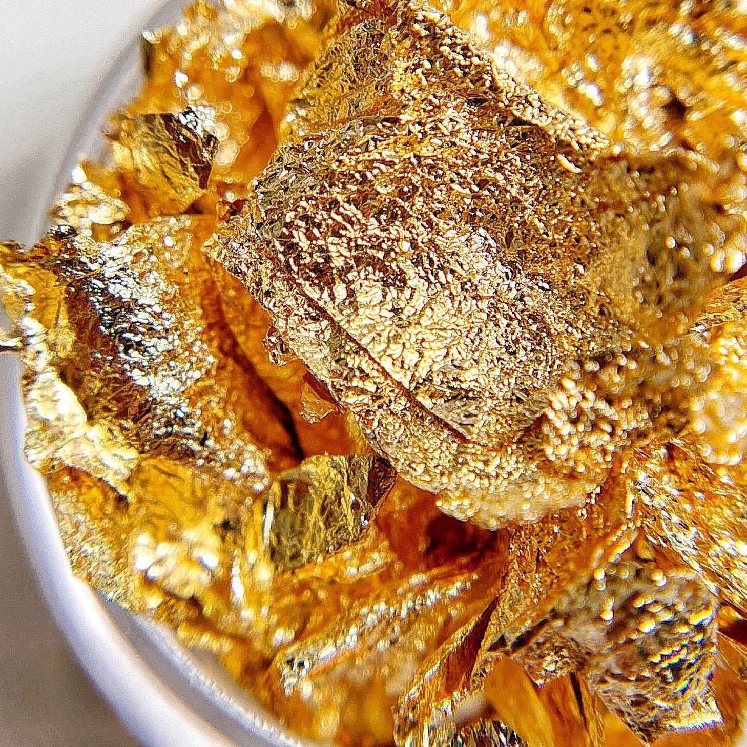 Gold Leaf Flake – Vacation Nail Shop